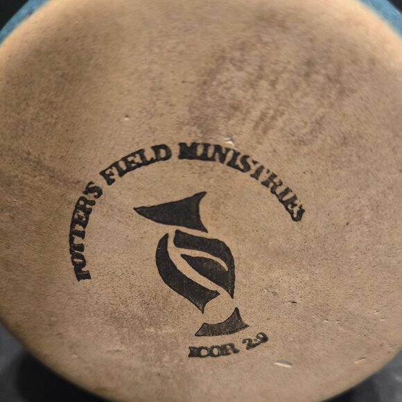 POTTER'S FIELD MINISTERIES, POTTERY MUG. - Picture 4 of 8